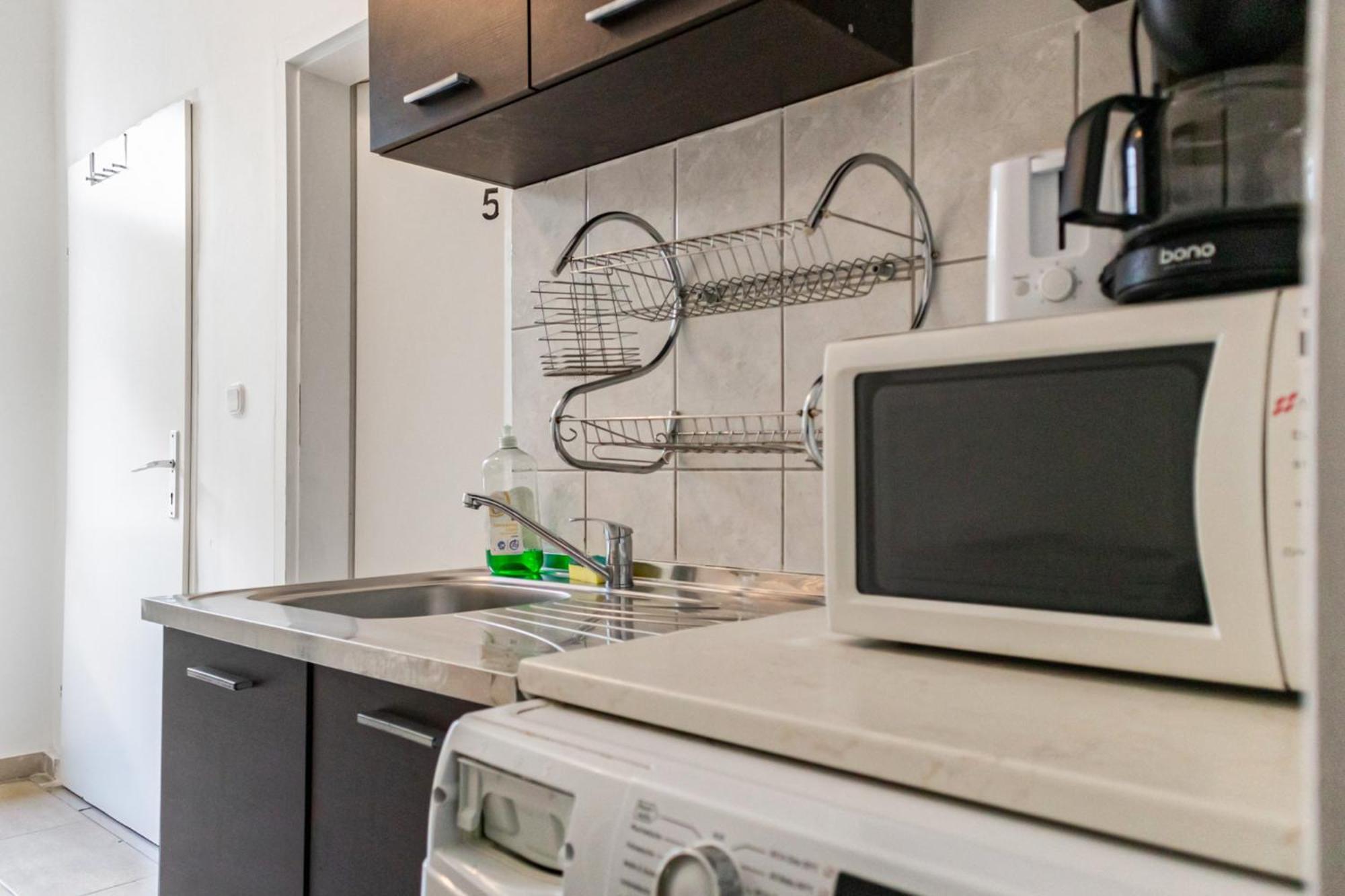 Budget Apartments Well Connected To The Whole City ウィーン エクステリア 写真